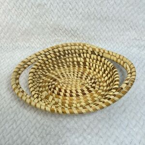 Gullah Spiral woven basket with handles